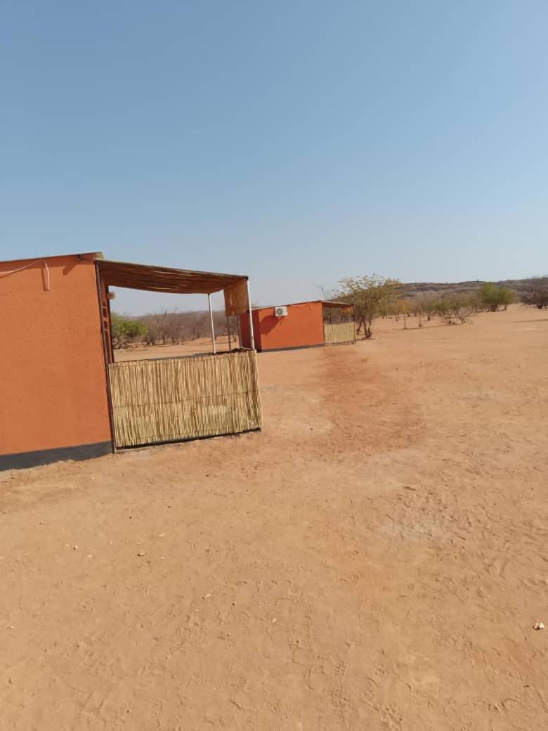 Petrified Forest Restcamp Khorixas ภายนอก รูปภาพ