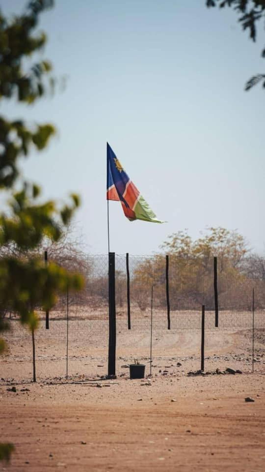 Petrified Forest Restcamp Khorixas ภายนอก รูปภาพ